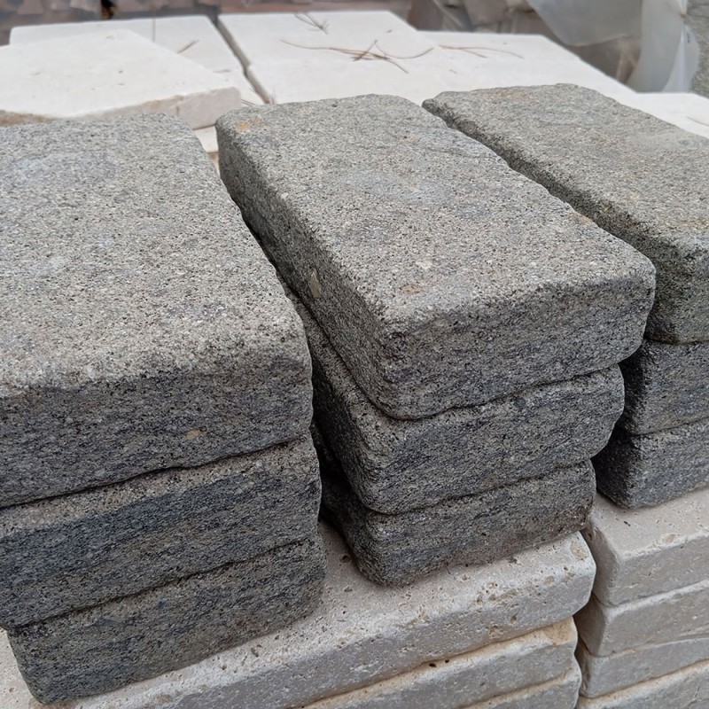 Antiqued Peperino Bricks Antiqued Peperino Bricks